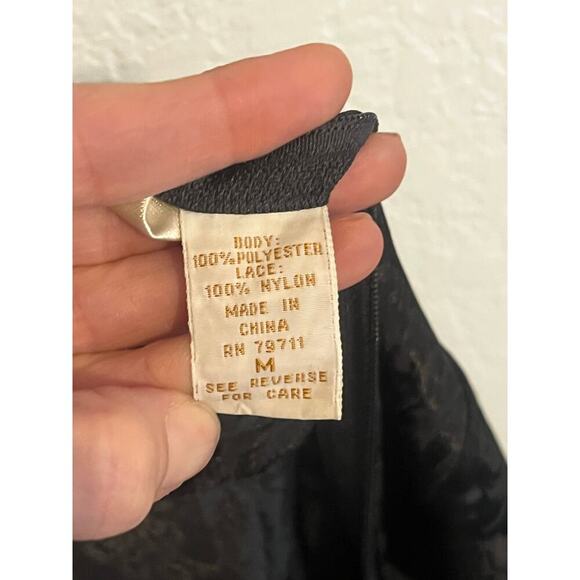 Victoria's Secret Vintage Gold Label Lingerie Lace Teddy Onesie Black Medium - Picture 10 of 10
